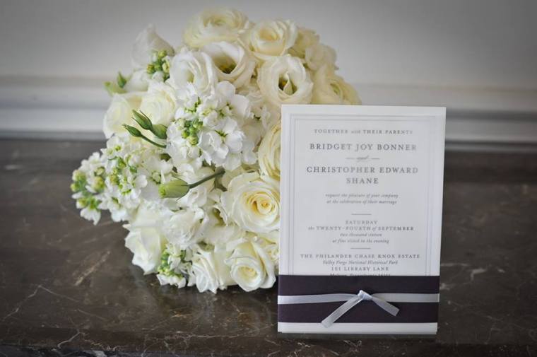 kerry-harrison-knox-bouquet-and-invitation